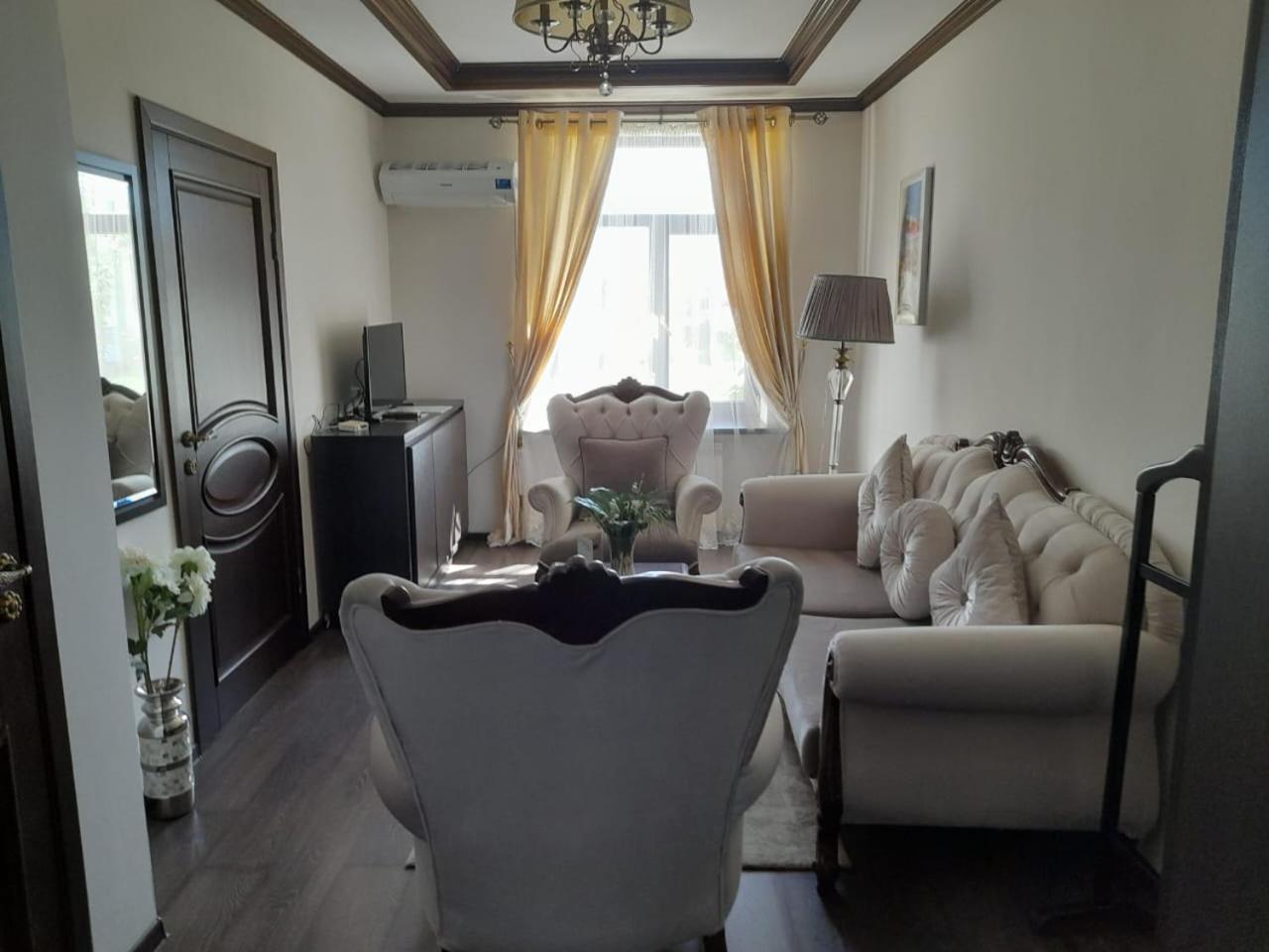 Hotel Krez คีซีลอร์ดา ภายนอก รูปภาพ