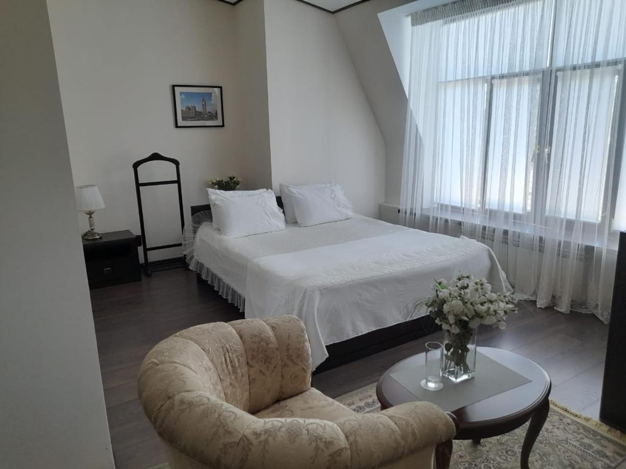 Hotel Krez คีซีลอร์ดา ภายนอก รูปภาพ